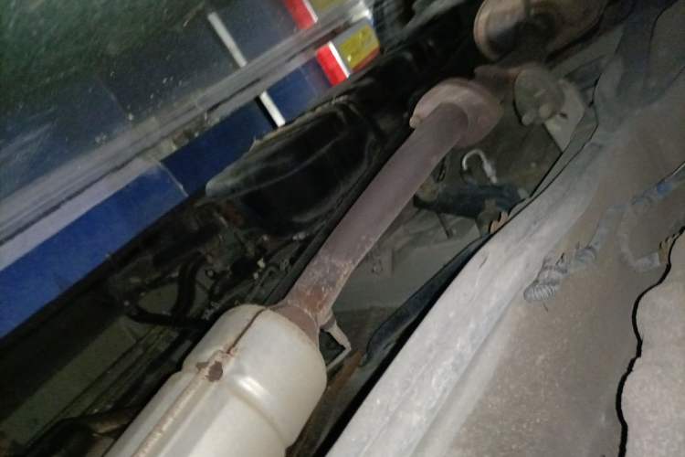 Used Foton MP-X E 2014 2.4L Wealth Express Comfort Edition 4G69 Chassis Front Right