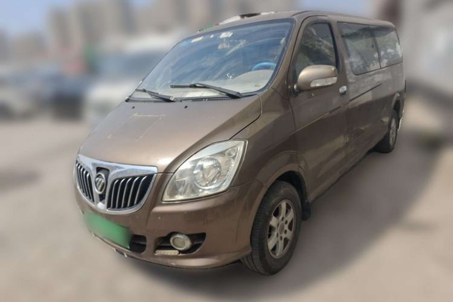 Used Foton MP-X E 2014 2.4L Business Class Luxury Edition 4G69 Front Left 45 Deg