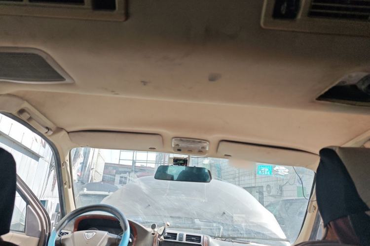 Used Foton MP-X E 2014 2.4L Business Class Luxury Edition 4G69 Headliner