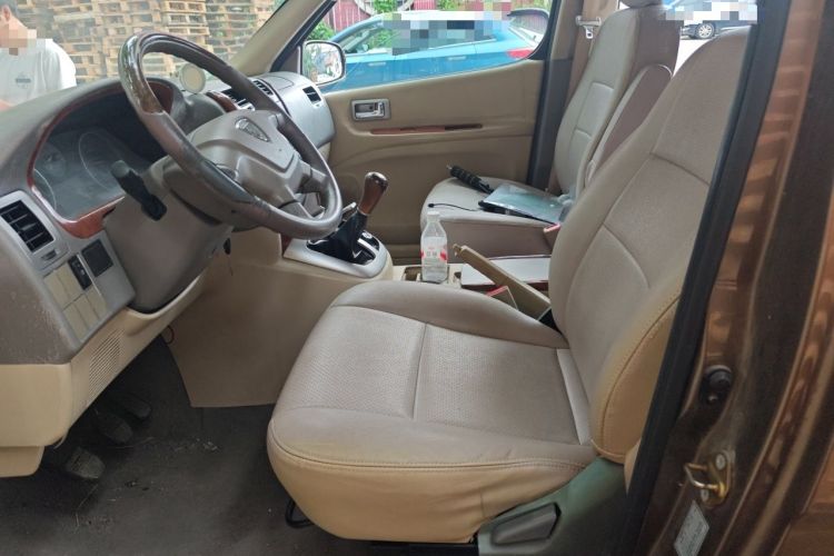 Used Foton MP-X E 2014 2.4L Wealth Express Comfort Version Basic Configuration Long Wheelbase 4G69 Left Front Seat