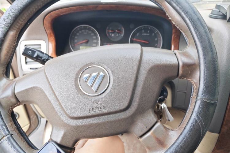 Used Foton MP-X E 2014 2.4L Wealth Express Comfort Version Basic Configuration Long Wheelbase 4G69 Steering Wheel