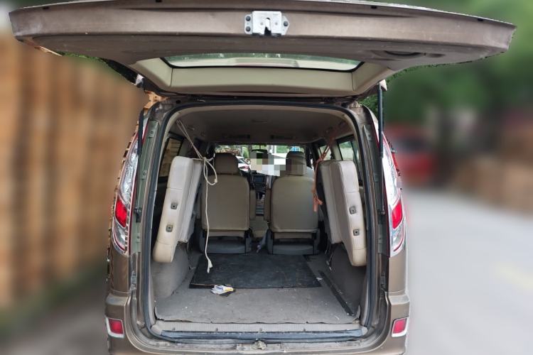 Used Foton MP-X E 2014 2.4L Wealth Express Comfort Version Basic Configuration Long Wheelbase 4G69 Trunk