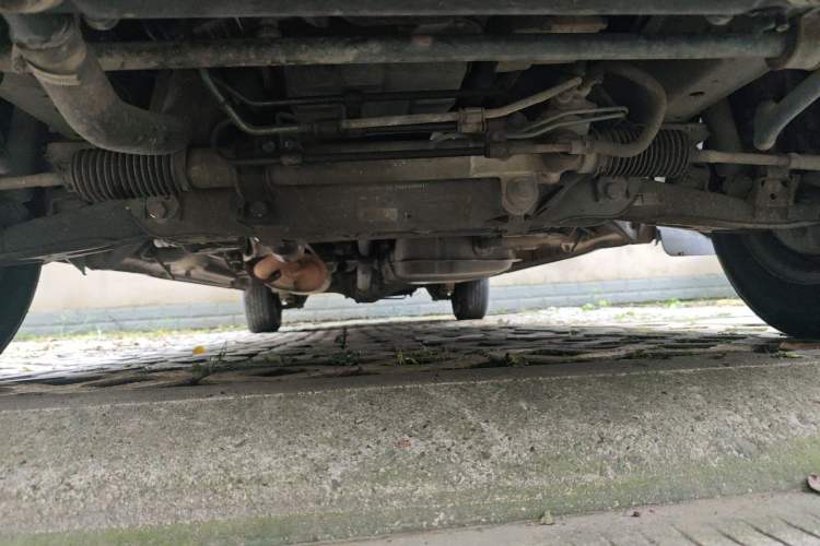 Used Foton MP-X E 2014 2.0L Wealth Express Classic Edition 4G63 Chassis Front
