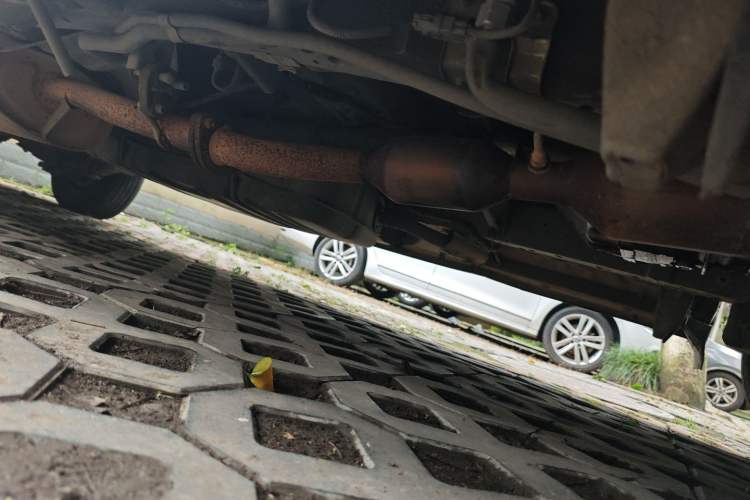 Used Foton MP-X E 2014 2.0L Wealth Express Classic Edition 4G63 Chassis Front Right