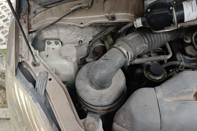 Used Foton MP-X E 2014 2.0L Wealth Express Classic Edition 4G63 Engine Bay Right