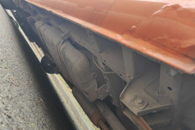 Used Foton MP-X E 2014 2.5T Wealth Express Classic Edition 4JB1T Chassis Rear Left