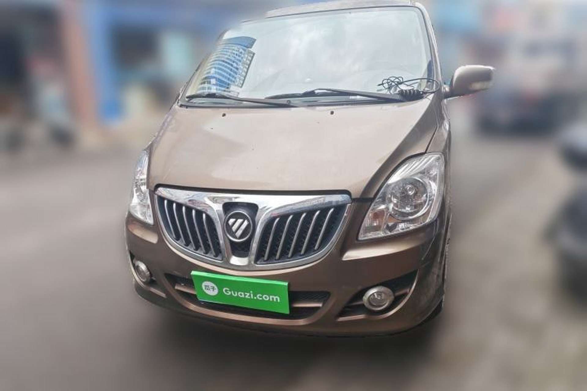 Used Foton MP-X E 2014 2.5T Wealth Express Classic Trim Basic Version with 4JB1T Engine Front
