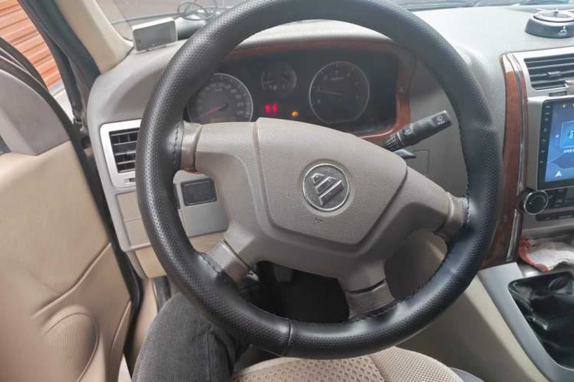 Used Foton MP-X E 2014 2.5T Wealth Express Classic Trim Basic Version with 4JB1T Engine Steering Wheel