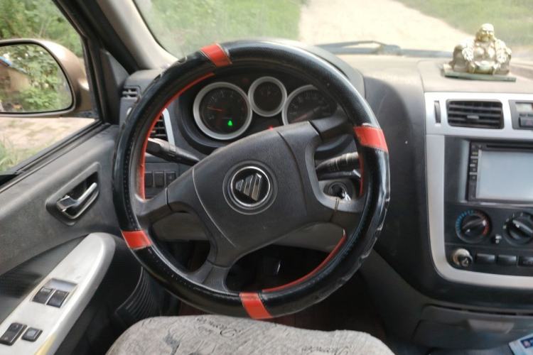 Used Foton MP-X E 2014 2.0L Wealth Express Classic Edition Basic Configuration with 4Gi-VVT Steering Wheel