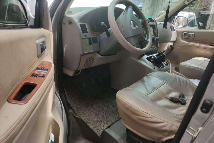 Used Foton MP-X E 2014 2.0L Wealth Express Comfort Edition Basic Configuration Short Wheelbase with 4G63 Engine Driver Seat