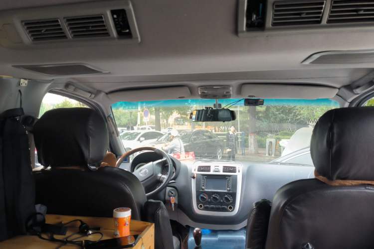 Used Foton MP-X E 2014 2.0L Wealth Express Classic Edition 4G63 Headliner