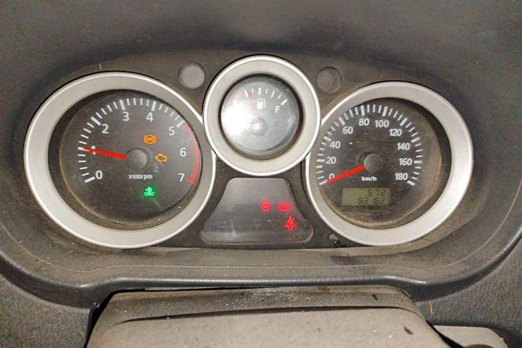 Used Foton MP-X E  Instrument Cluster