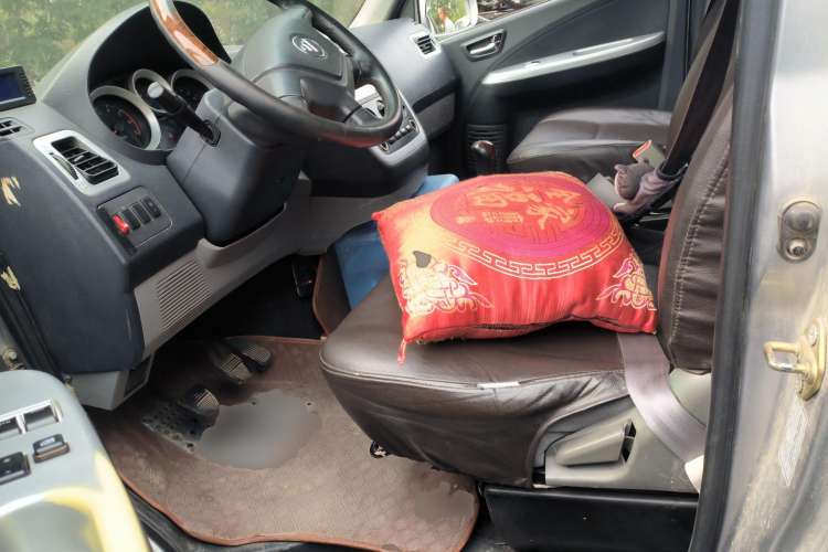 Used Foton MP-X E 2014 2.0L Wealth Express Classic Edition 4G63 Left Front Seat