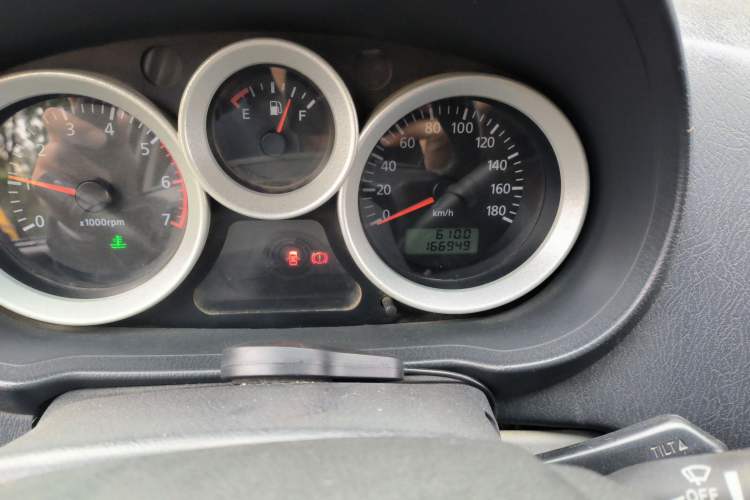 Used Foton MP-X E 2014 2.0L Wealth Express Classic Edition 4G63 Odometer Close Up