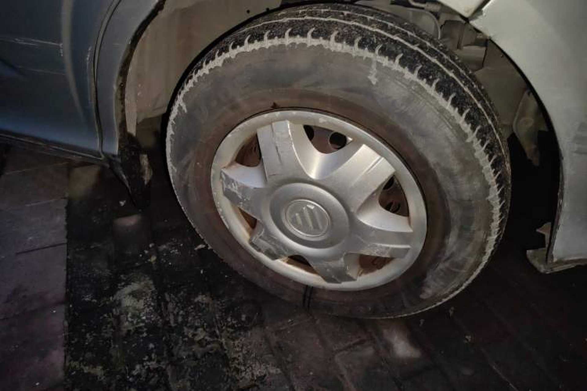 Used Foton MP-X E 2014 2.0L Wealth Express Classic Edition Basic Configuration with 4Gi-VVT Right Front Wheel Hub