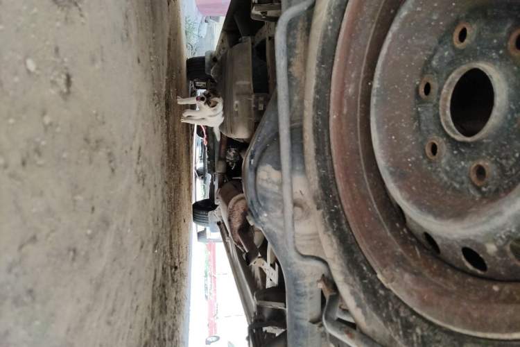 Used Foton MP-X E 2014 2.0L Wealth Express Classic Edition Basic Configuration with 4Gi-VVT Chassis Rear