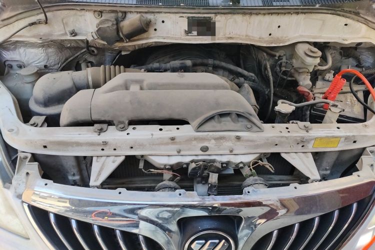 Used Foton MP-X E 2014 2.0L Wealth Express Classic Edition Basic Configuration with 4Gi-VVT Engine Bay