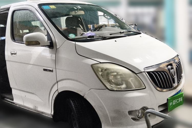 Used Foton MP-X E 2014 2.0L Wealth Express Classic Edition 4Gi-VVT Front Right 45 Deg