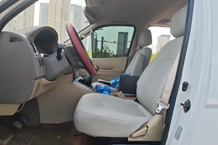 Used Foton MP-X E 2014 2.4L Wealth Express Comfort Version Basic Edition with 4G64 Left Front Seat