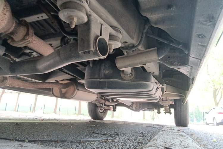 Used Foton MP-X E 2016 2.0L Express Version 4Gi-VVT Chassis Front Left