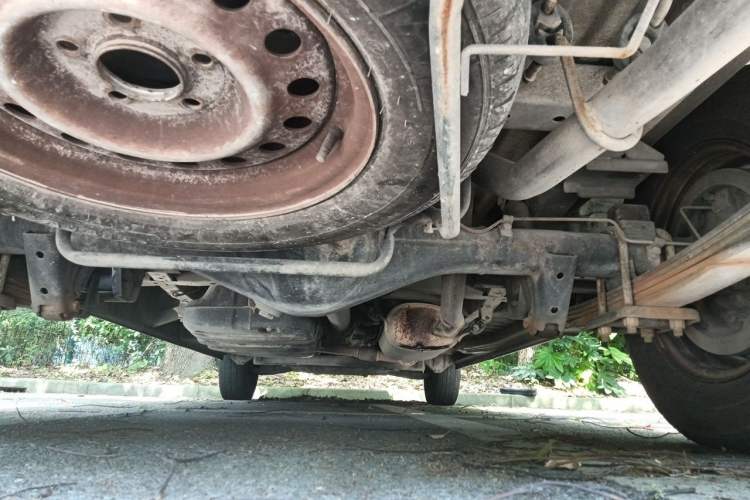 Used Foton MP-X E 2016 2.0L Express Version 4Gi-VVT Chassis Rear