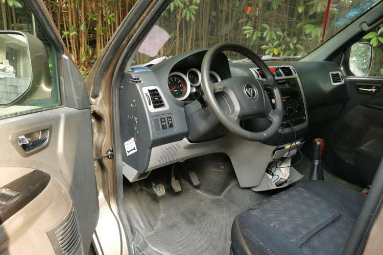 Used Foton MP-X E 2016 2.0L Express Version 4Gi-VVT Driver Seat