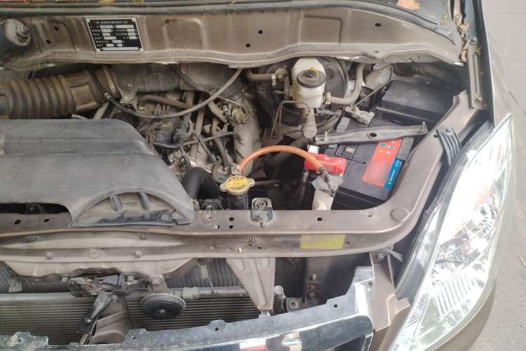 Used Foton MP-X E 2016 2.0L Express Edition 4G63 Engine Bay Left