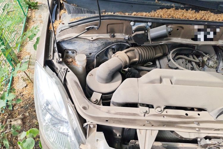 Used Foton MP-X E 2016 2.0L Express Edition 4G63 Engine Bay Right