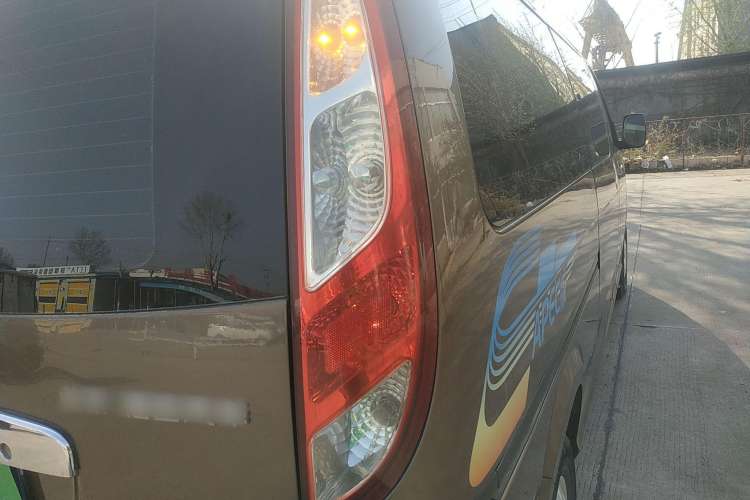 Used Foton MP-X E 2016 2.0L Commercial Version 4G63 Exterior 6