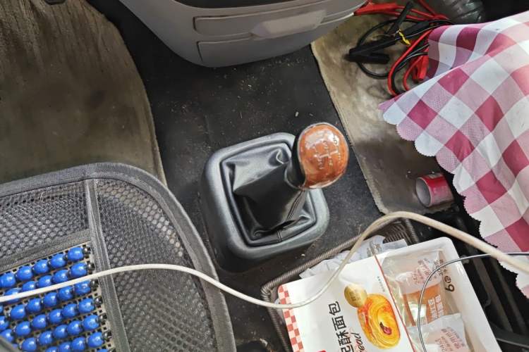 Used Foton MP-X E 2016 2.0L Commercial Version 4G63 Gear Lever