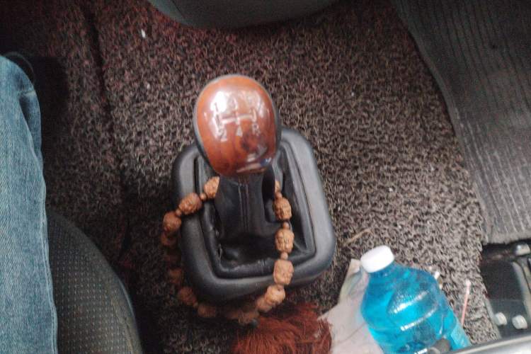Used Foton MP-X E 2016 2.0L Express Edition 4G63 Gear Lever