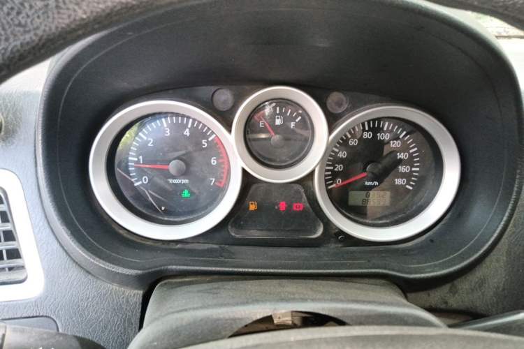 Used Foton MP-X E 2016 2.0L Express Version 4Gi-VVT Instrument Cluster