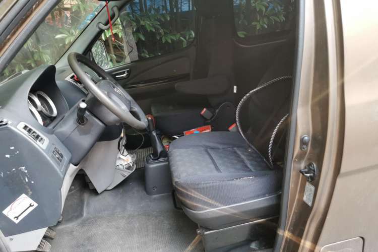 Used Foton MP-X E 2016 2.0L Express Version 4Gi-VVT Left Front Seat