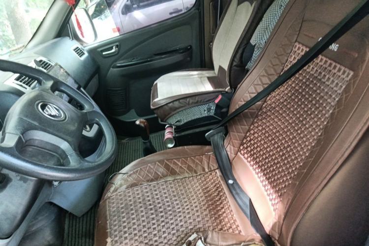 Used Foton MP-X E 2016 2.0L Express Version 4Gi-VVT Left Front Seat