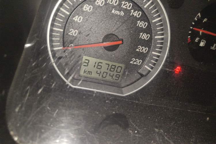 Used Foton MP-X E 2016 2.0L Commercial Version 4G63 Odometer Close Up