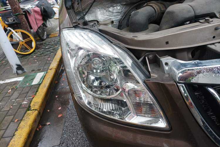 Used Foton MP-X E 2016 2.0L Express Edition 4G63 Right Front Headlight