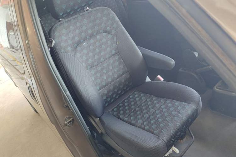 Used Foton MP-X E 2016 2.0L Commercial Version 4Gi-VVT Right Front Seat