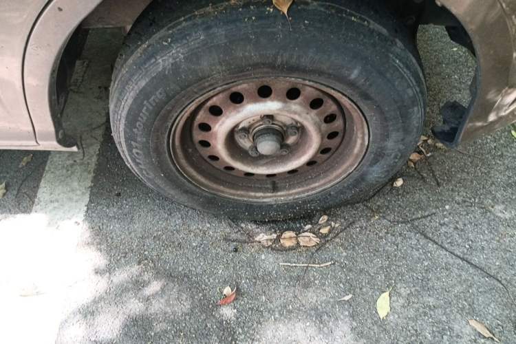 Used Foton MP-X E 2016 2.0L Express Version 4Gi-VVT Right Front Wheel Hub