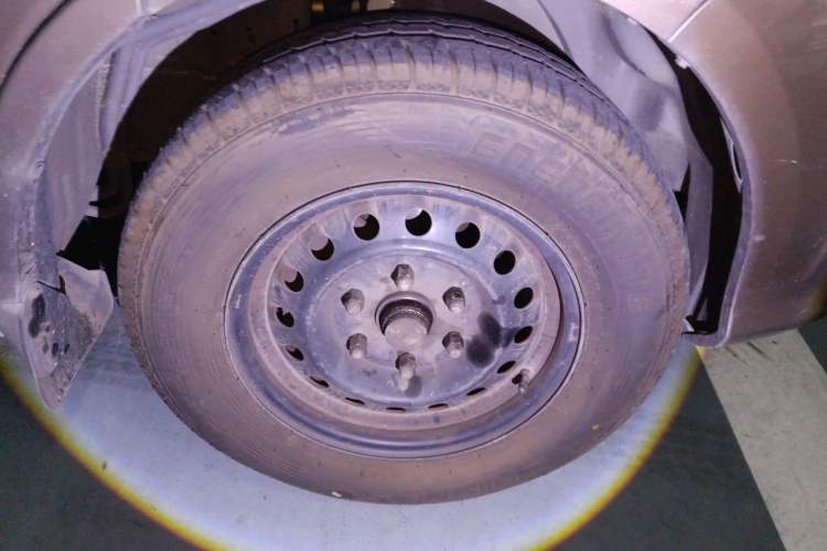 Used Foton MP-X E  Right Front Wheel Hub