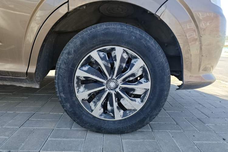 Used Foton MP-X E 2016 2.0L Commercial Version 4G63 Right Front Wheel Hub