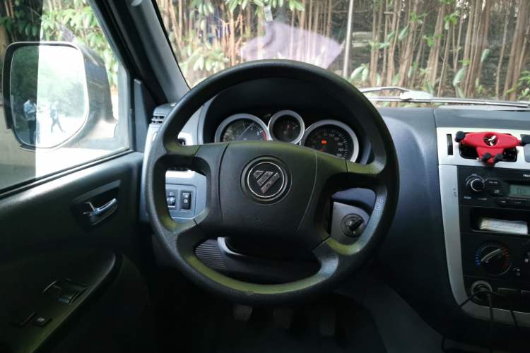 Used Foton MP-X E 2016 2.0L Express Version 4Gi-VVT Steering Wheel