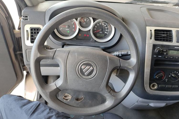 Used Foton MP-X E 2016 2.0L Commercial Version 4Gi-VVT Steering Wheel