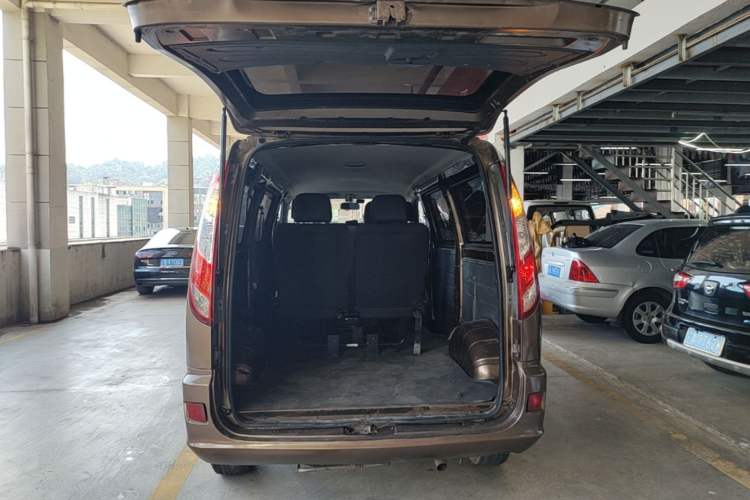 Used Foton MP-X E 2016 2.0L Commercial Version 4Gi-VVT Trunk
