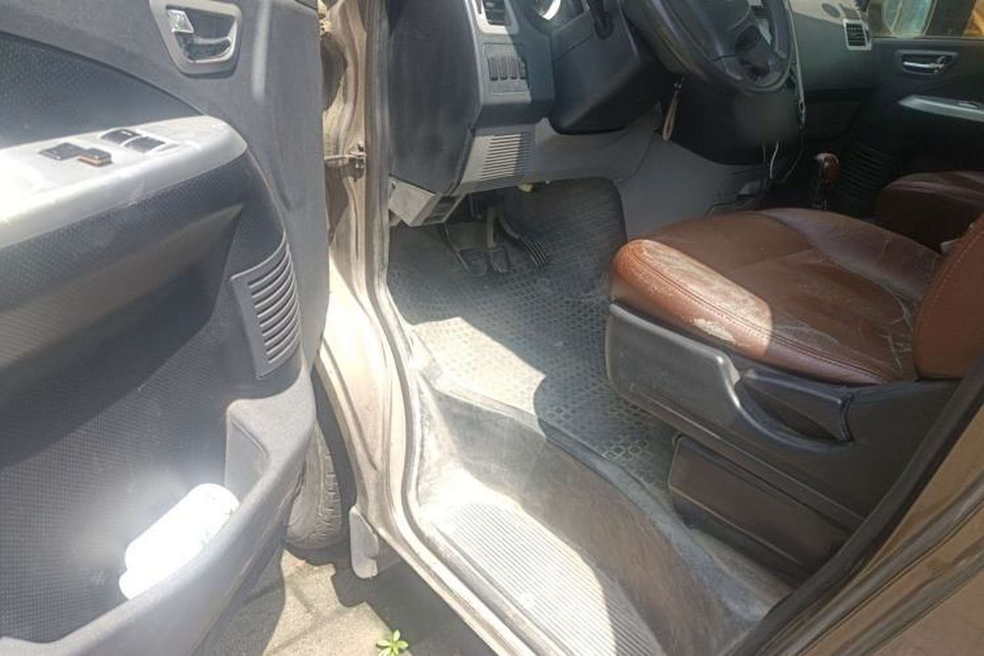 Used Foton MP-X E 2016 2.5T Express Version 4JB1T Driver Seat