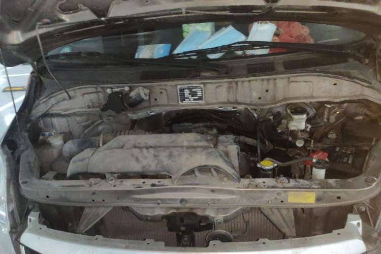Used Foton MP-X E 2016 2.0L Express Version 4Gi-VVT Engine Bay