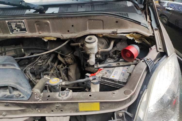Used Foton MP-X E 2016 2.0L Express Edition 4G63 Engine Bay Left