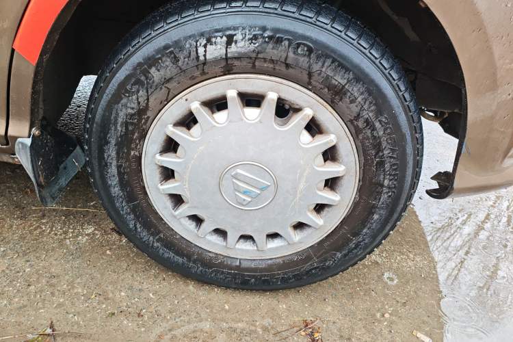 Used Foton MP-X E 2016 2.0L Express Edition 4G63 Exterior 7