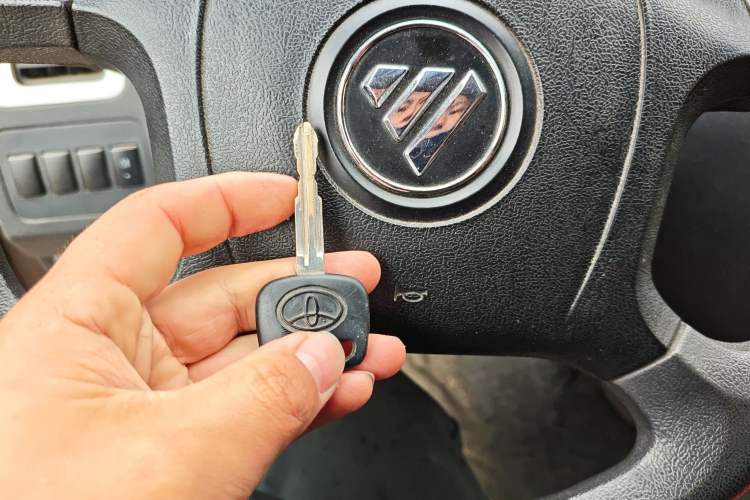 Used Foton MP-X E 2016 2.0L Express Edition 4G63 Interior 1