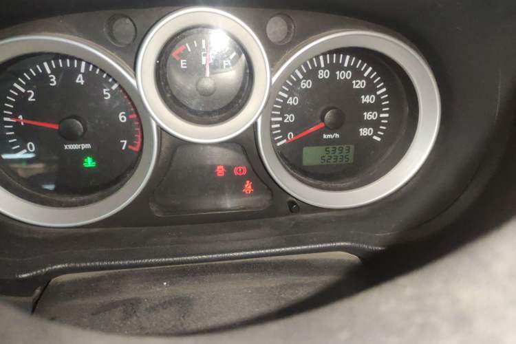 Used Foton MP-X E 2016 2.0L Express Version 4Gi-VVT Odometer Close Up