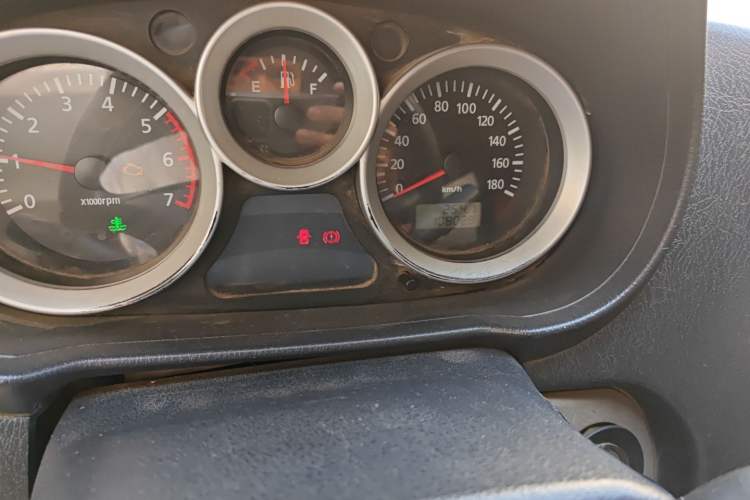 Used Foton MP-X E 2016 2.0L Express Version 4Gi-VVT Odometer Close Up